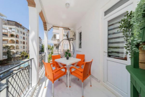 Central Flat Close to the Beach in Muratpasa